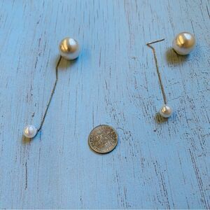 Gold Pearl Threader Earrings‎